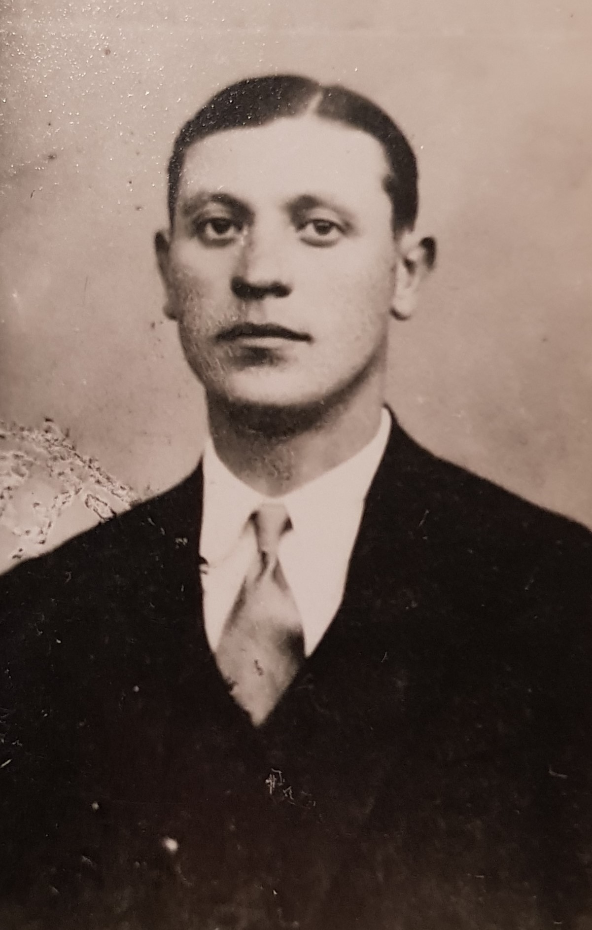 Etienne VIALE