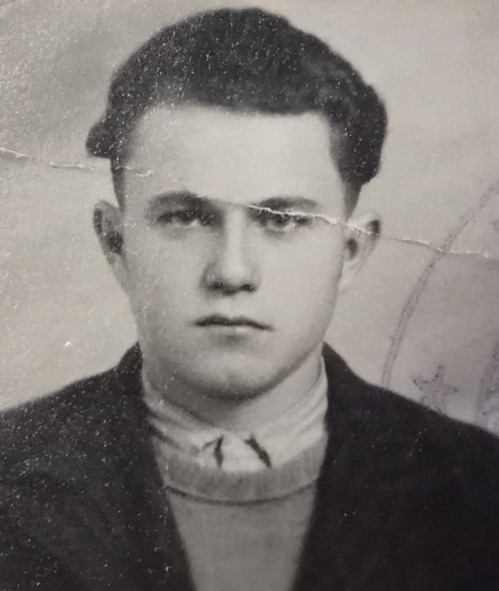 Louis MORA
